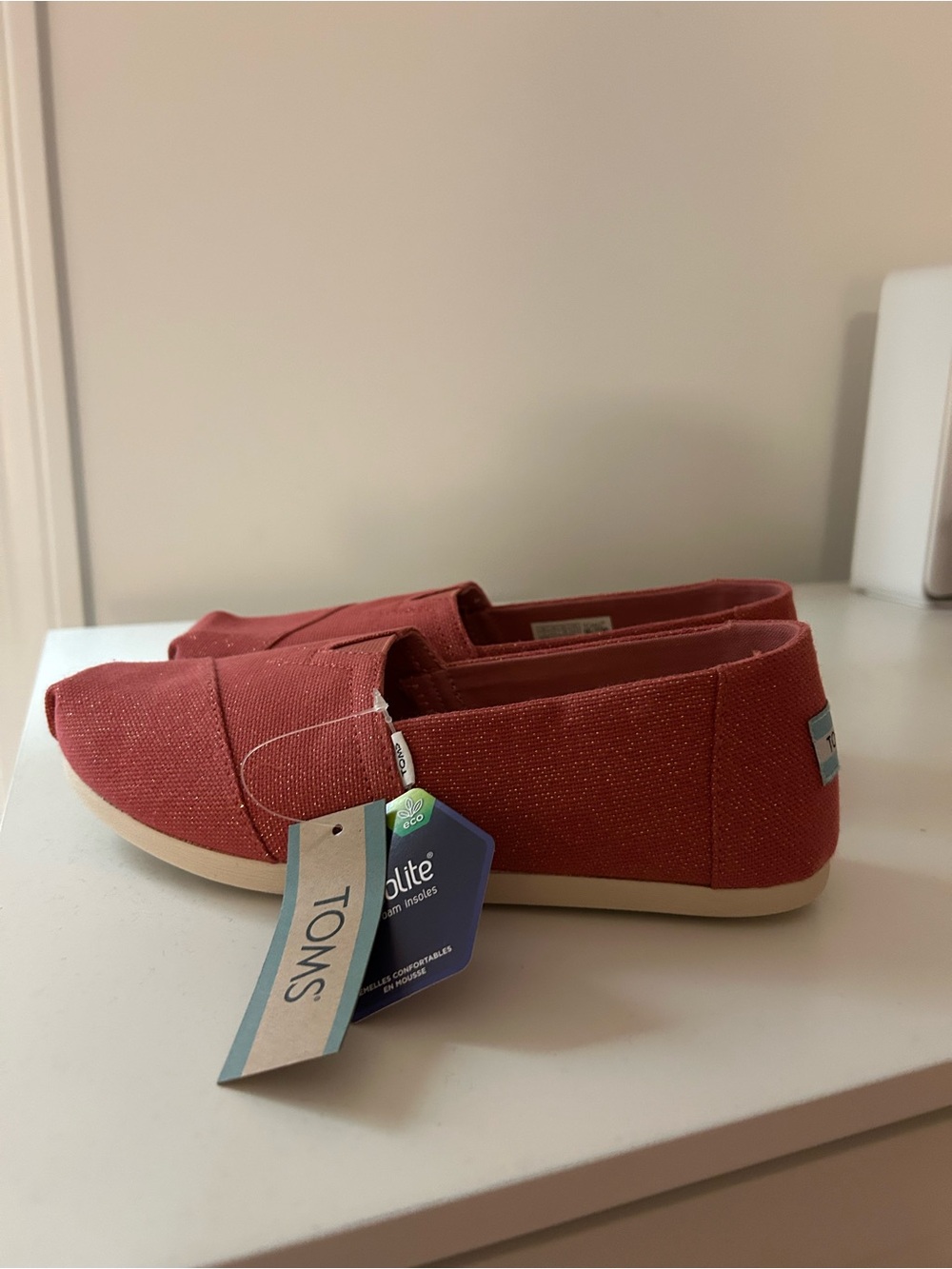 TOMS Classic Alpargata Slip-Ons in Brick Red NWT